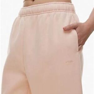 Aritzia boyfriend fit sweatpants